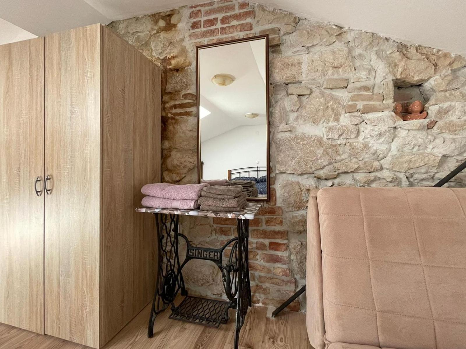 Apartmani Mauro Sa Terasom Цриквеница Экстерьер фото