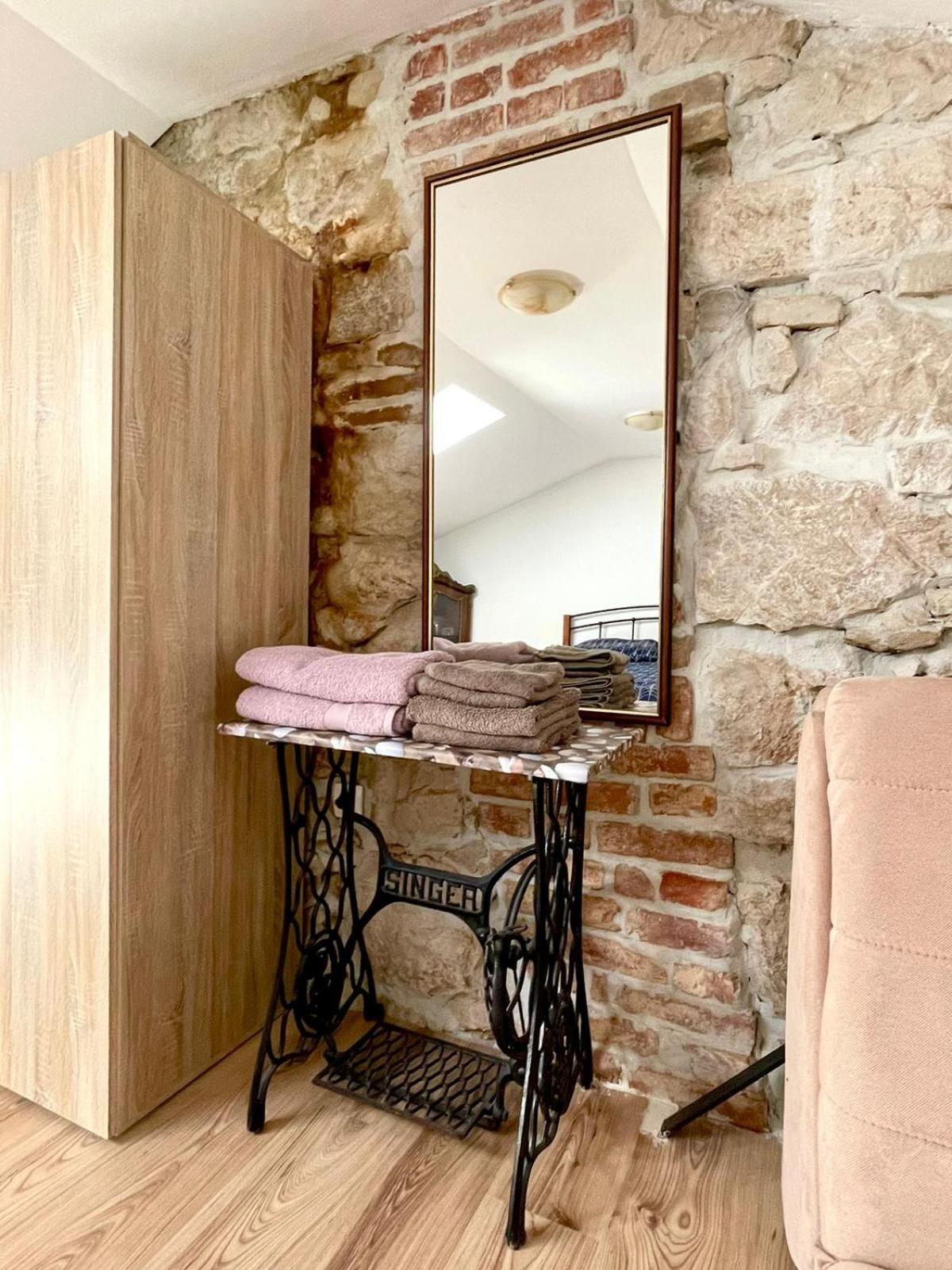 Apartmani Mauro Sa Terasom Цриквеница Экстерьер фото